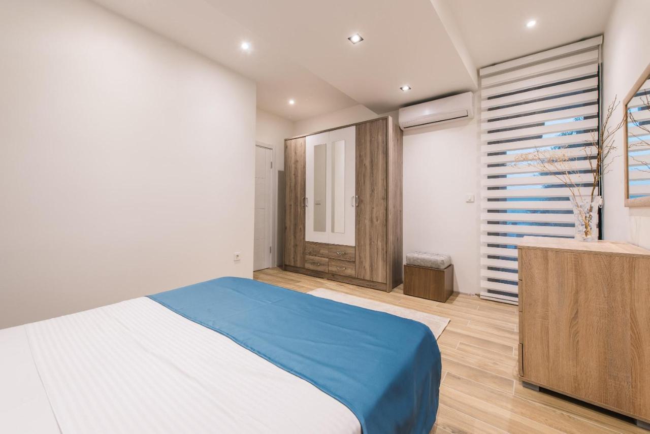 Hotel Atelier à Ulcinj Extérieur photo